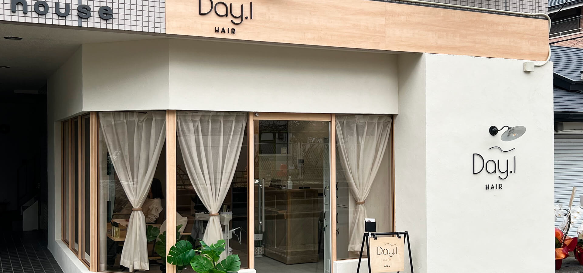 DAY.1
